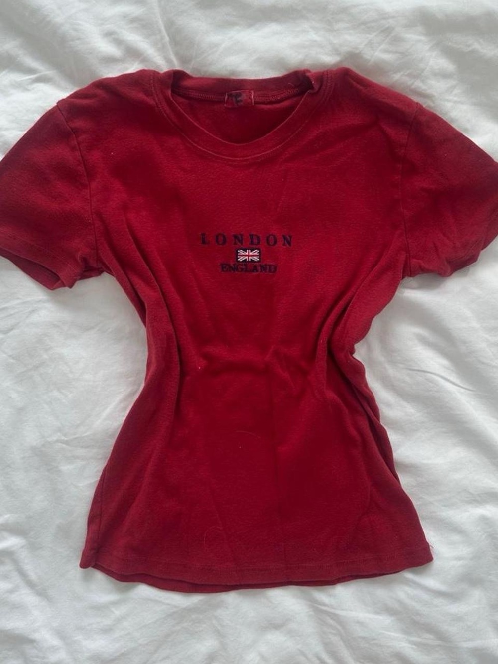 Brandy Melville London Graphic Red Women’s Tee
